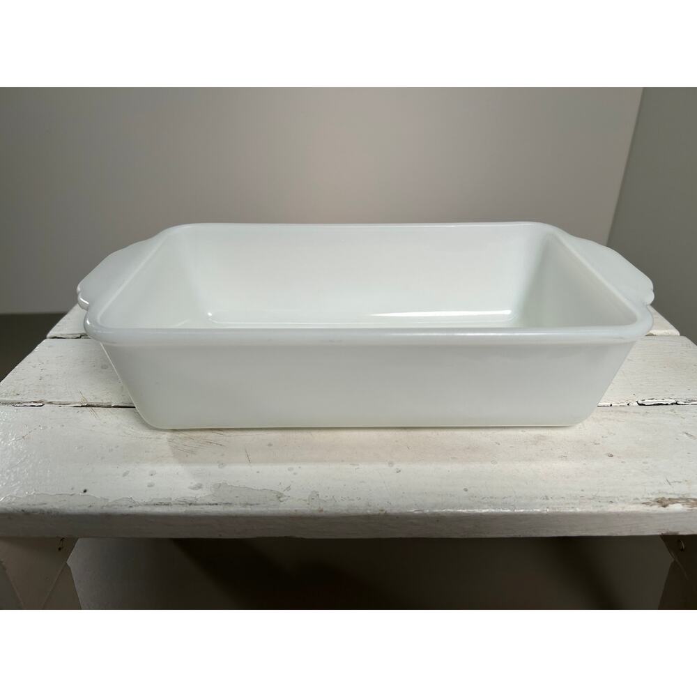 Fire-King plain white loaf pan USA 1-QT Cottagecore minimalist roast and serve